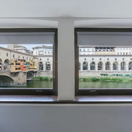 Stunning View Over Ponte Vecchio *