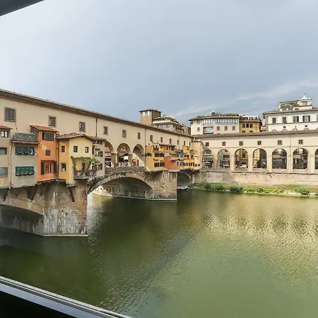 Stunning View Over Ponte Vecchio * Firenze